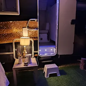 Camping Autocaravana En El Centro De Bienestar Tfm, Cádiz