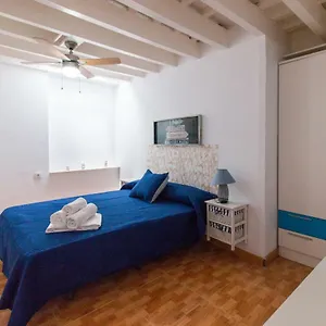 apartamento-trinidad-atico-y-estudio-trinidad.hotelsincadiz.net/